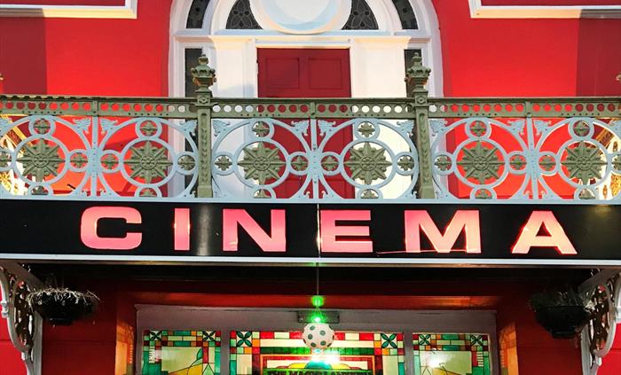 Magic Lantern Cinema
